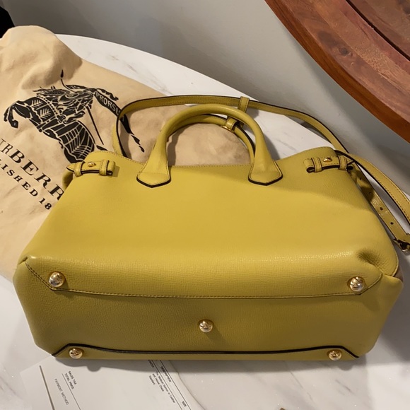 Burberry purse - Picture 6 of 7